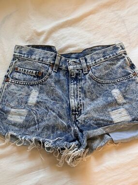 Vintage Levi’s Denim Shorts - Distressed - W31